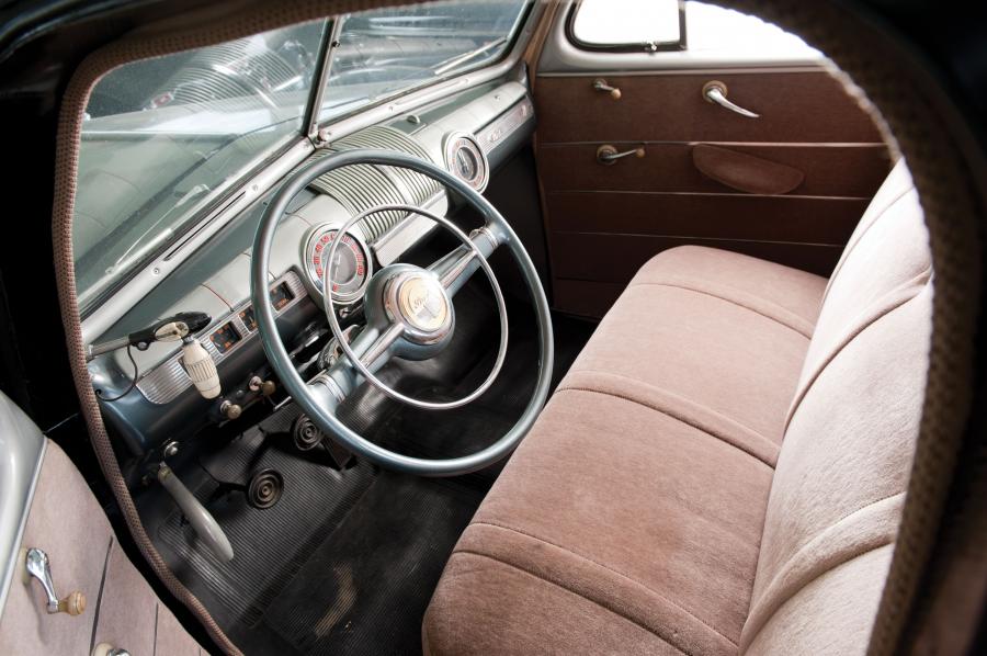  Ford Super DeLuxe Business Coupe 1946 года  (фото 18 из 20)
